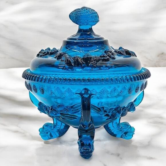WESTMORELAND ARGONAUT SHELL & DOLPHIN TEAL BlueFOOTED GLASS CANDY DISH W/ Lid - Picture 1 of 15